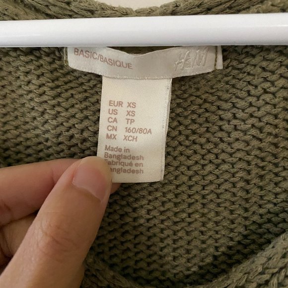 H&M Olive Sweater - Picture 3 of 3